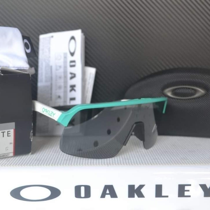 Kacamata sepeda OAKLEY SUTRO LITE ORIGINAL