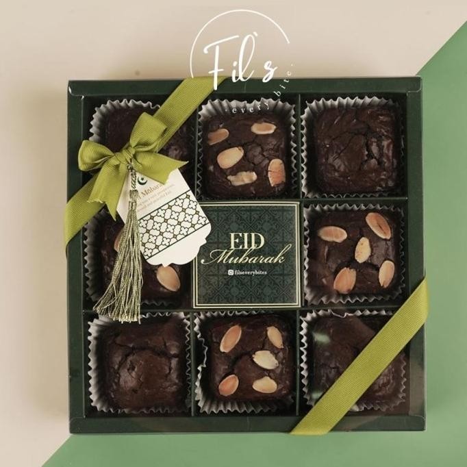 

Brownies Kotak / Brownies Lebaran / Hamper Lebaran / Hampers Lebaran Exudbang