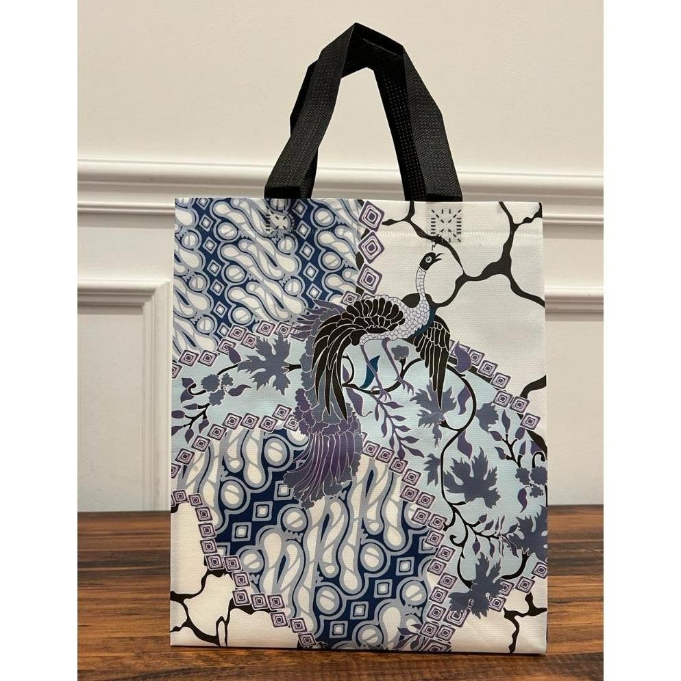 

CR - (LUSINAN) Goodie Bag Lebaran Laminasi Lebaran Idul Fitri Standing Box Tegak Premium Handle/ Tas Kain Tali LUSINAN/ Tas Sembako TERLARIS