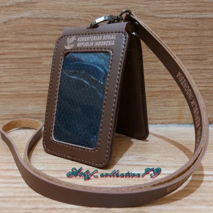 

BARANG TERLARIS holder kalung id card kemensos model lipat