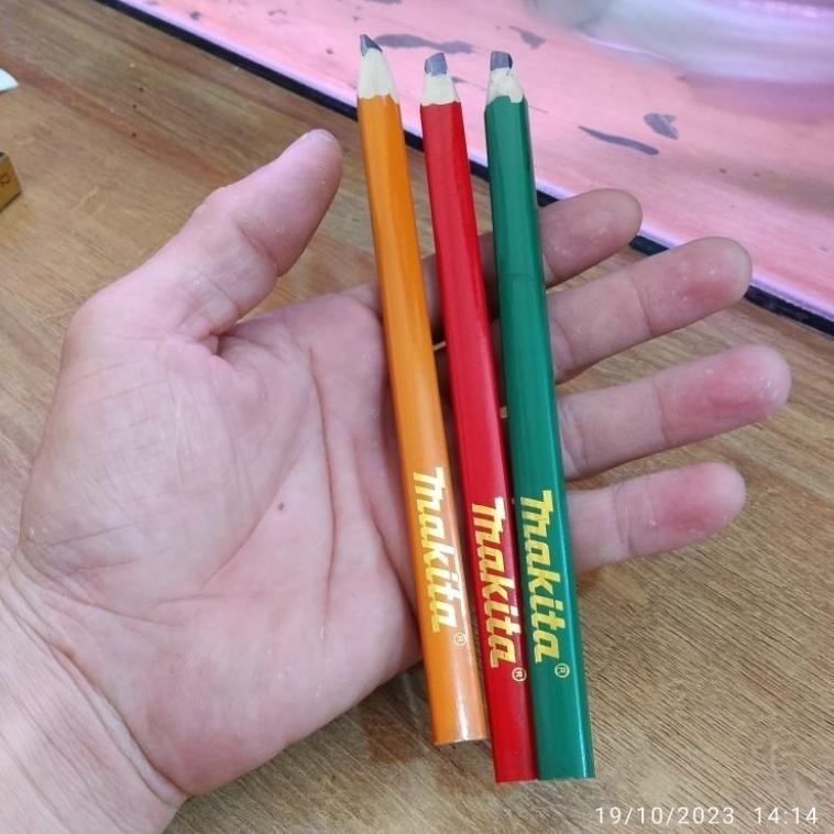 

pensil makita panjang 18cm / pensil tukang merk makita asli q137