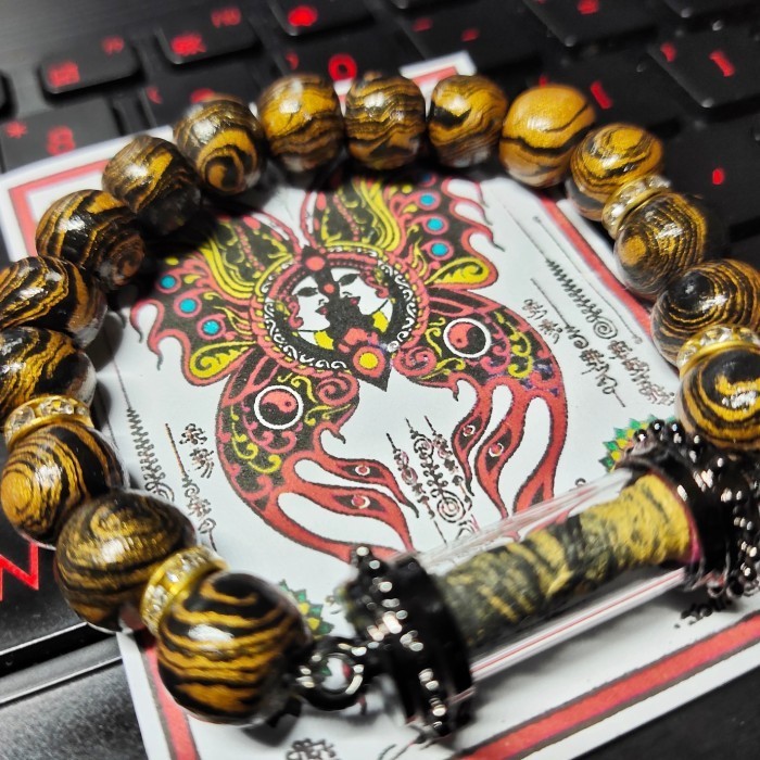 GELANG BUTTERFLY TAKRUT + STIKER/ KRUBA KRISSANA / H