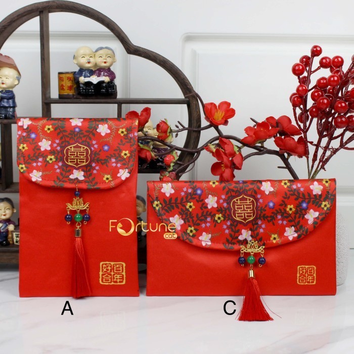 

Terlaris Angpao Sangjit Lamaran Kawinan Wedding Kain Merah Premium Horizontal 2 SALE