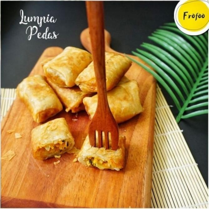 

Uinn - Lumpia Pedas 8Pcs Frofoo Halal Homemade Frozen Food