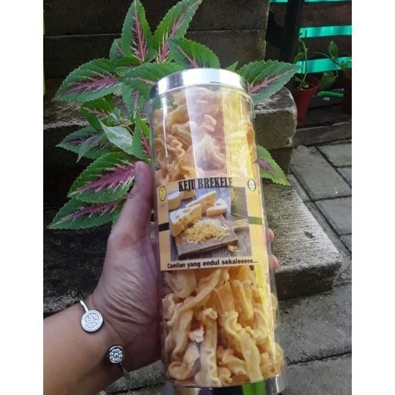 

POI Keripik Keju Brekele Toplesan TERLARIS