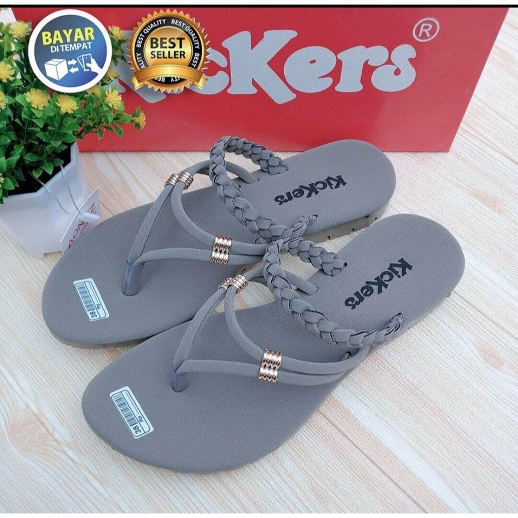 LEBARAN SALE 4.4 Sendal wanita kekinian Sandal wanita kekinian Sandal wanita Sandal