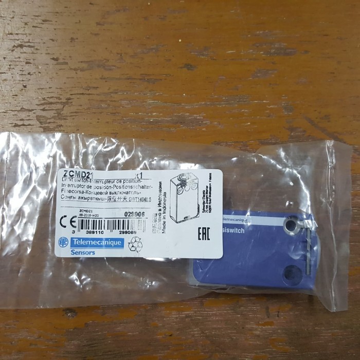 

SCHNEIDER LIMIT SWITCH BODY ZCMD21