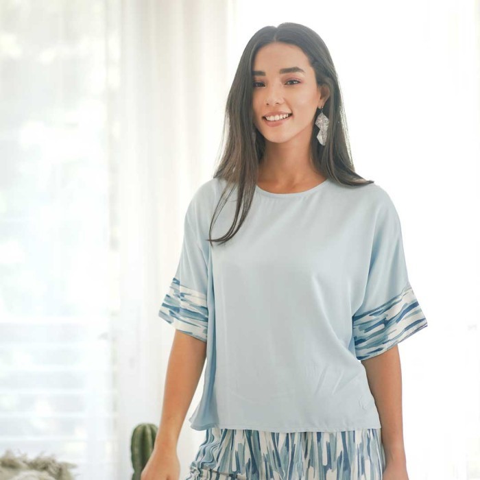 Sumba Blouse Beatrice Clothing