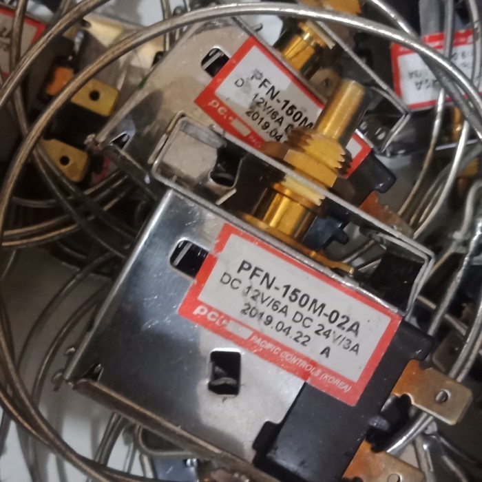 thermostat ac mobil original