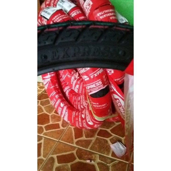 Ban Luar Depan Motor Bebek Ring 17