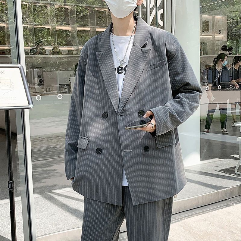 blazer korea Bergaris Jas Longgar Pria Gaya Korea Trendi Kecil Sesuai Jaket