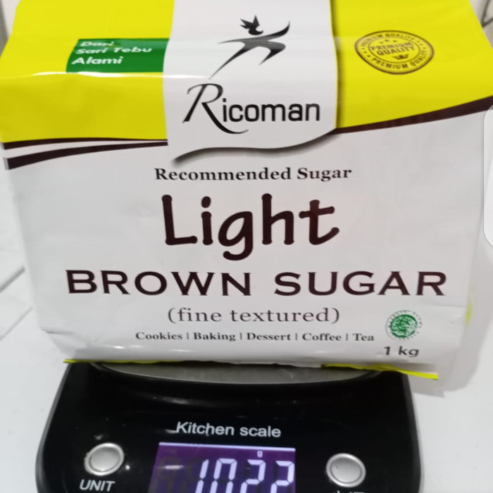 

Ricoman Light Brown Sugar 1 Kg Gula Halal Mui