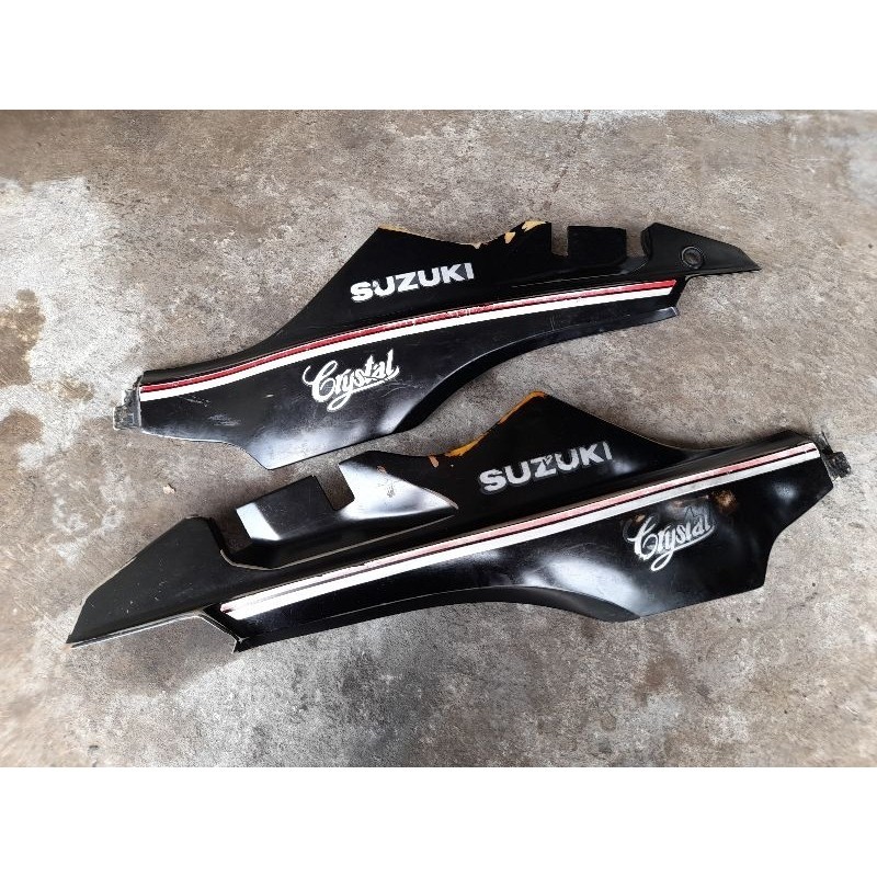 cover body samping suzuki crystal crystal tune original