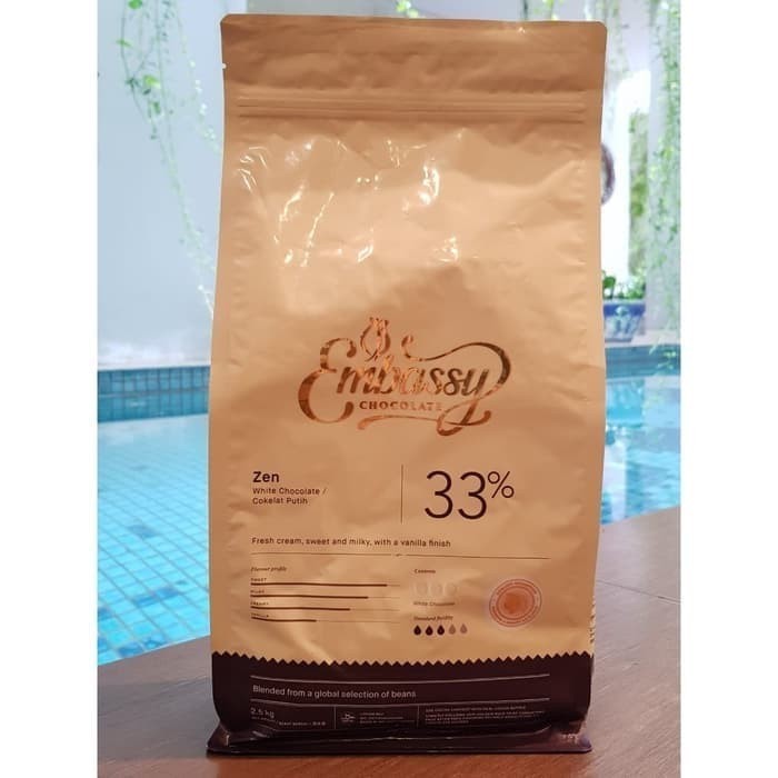 

Cabina Embassy Couverture White Zen 33% 2,5 Kg - Tulip Couverture White 33%