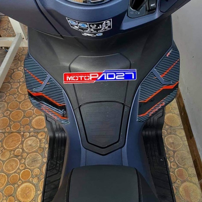 Stiker Sayap Tankpad Deckpad New Pcx 160 2021 Resin Timbul - Merah