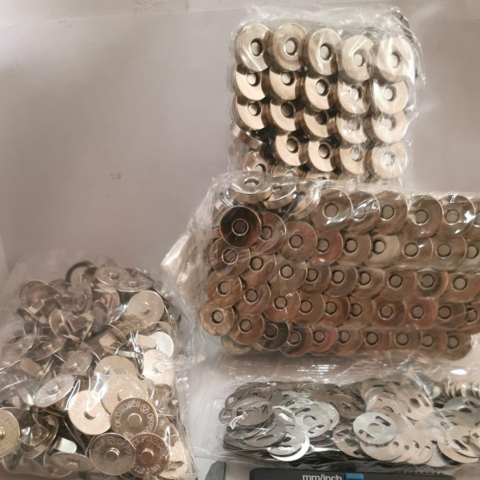 

Kancing Magnet Tas / Magnet Dompet 14Mm Nikel / 200Sets