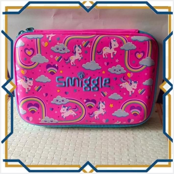 

[R28] Tempat Pensil Smiggle Unicorn
