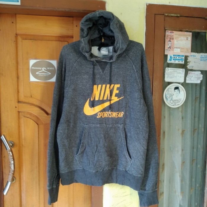 JUAL HOODIE NIKE SPORTWEAR SIZE L