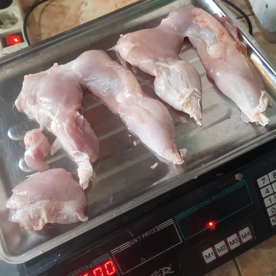 

paha ayam fillet dengan kulit