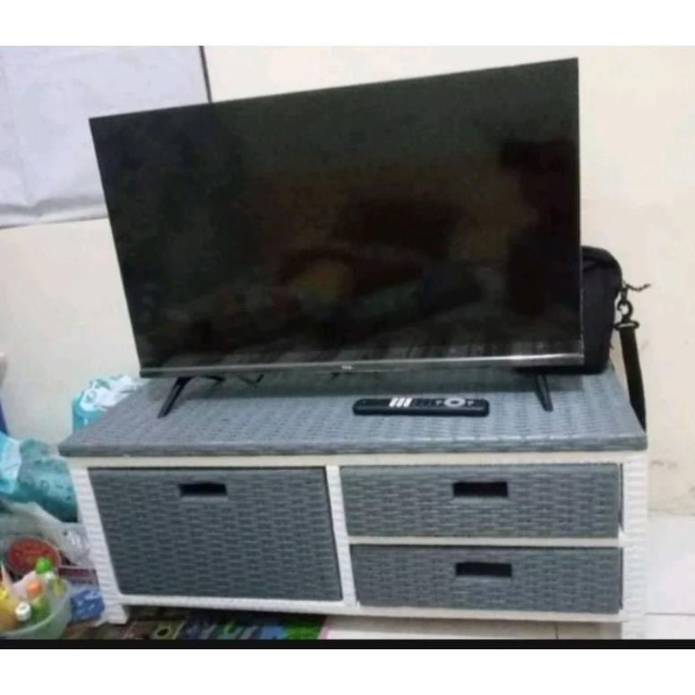 (REDY STOK) Meja Tv Rotan Sintetis Rak Laci 3 Rak Buku Susun