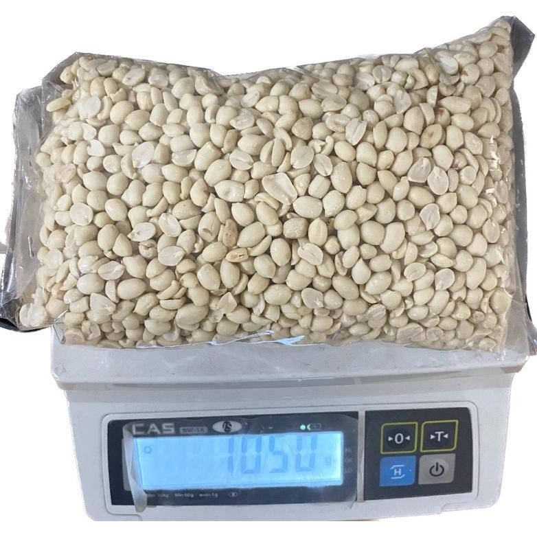 

Kacang Tanah Kupas Mentah Kecil 1Kg