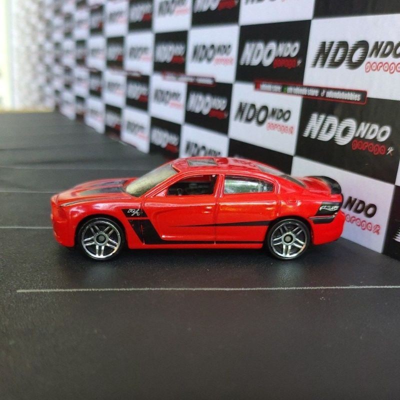 Hot Wheels '11 Dodge Charger R/T Red 2nd Loose - 2011 New Models