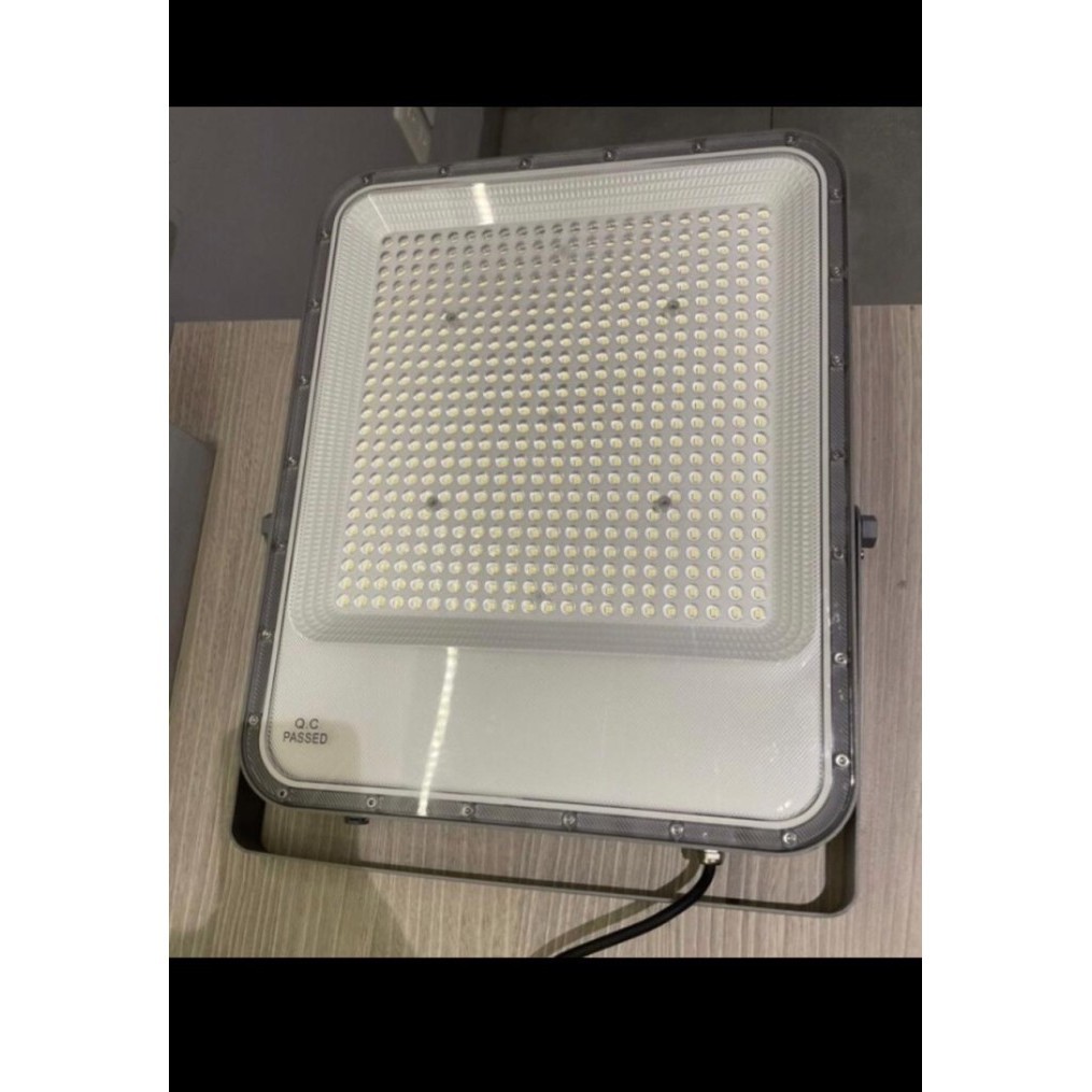 Kap Lampu Sorot Led Vas 777 Vas-777 300Watt 300W 400Watt 400W Tembak Ori