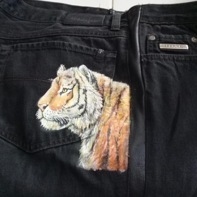 

Cat Textile MM 60ml lukis Kain, Kaos, Sepatu, Jean's, Jaket, Jilbab