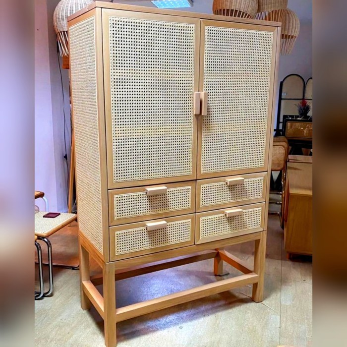 lemari pakaian rotan vintage kayu jati, almari pakaian anak rotan kayu| Mebel Jepara