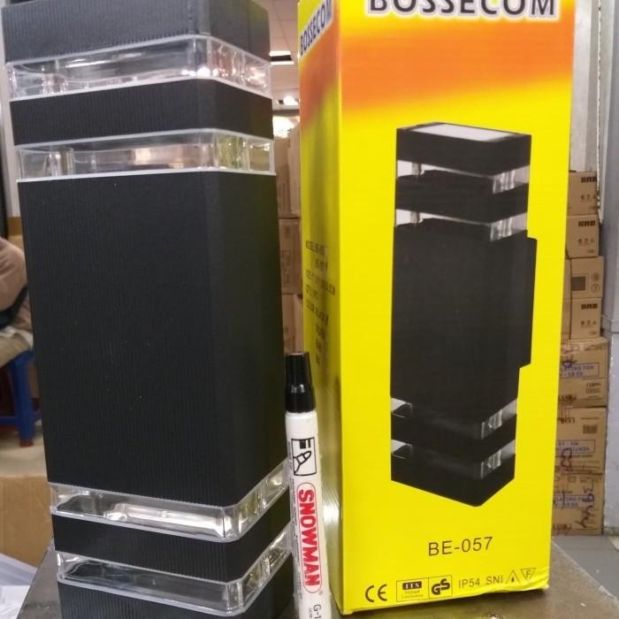 LAMPU DINDING / LAMPU HIAS / LAMPU TAMAN MINIMALIS BOSSECOM BE 057