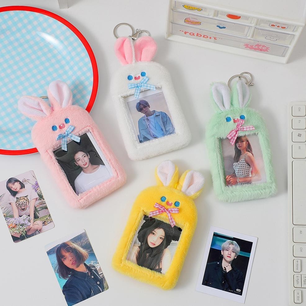 

TERLARIS Photocard Holder Keychain Gantungan PC Card Holder Boneka Bulu Kpop et-61