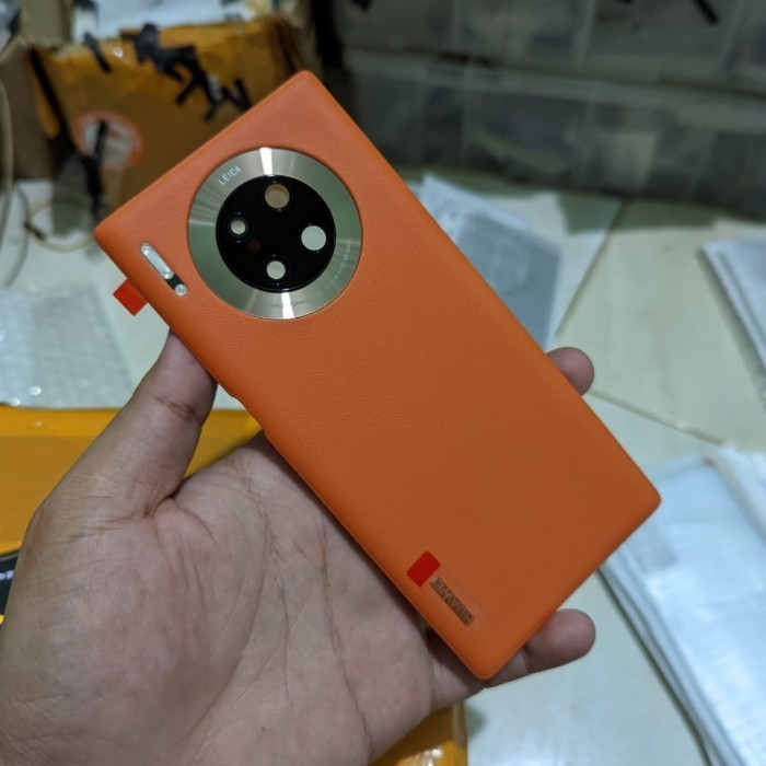 Unik Backdoor Original Huawei Mate 30 Pro Versi 5G - Orange Berkualitas