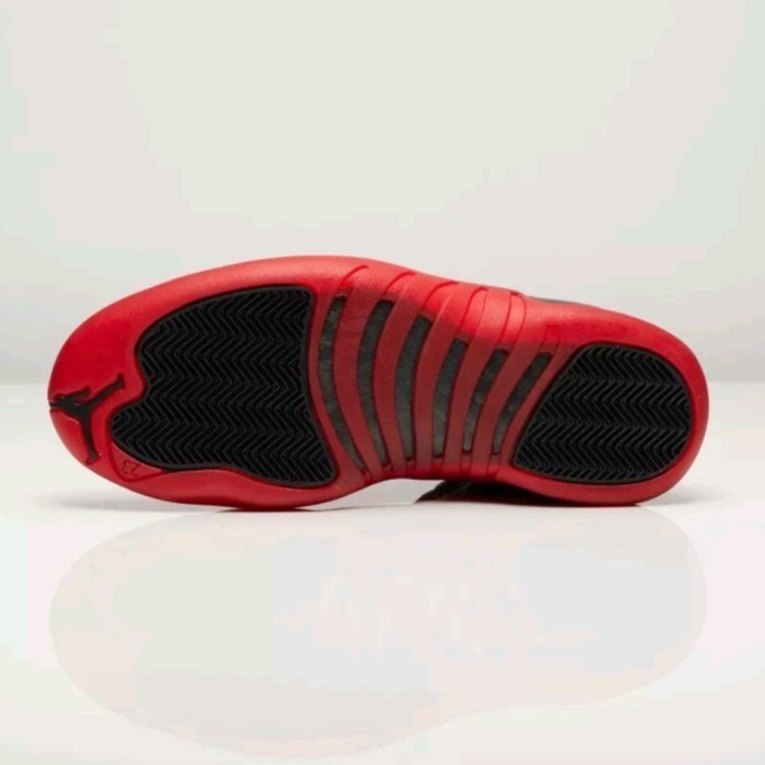 Sepatu Air Jordan 12 Retro Flu Game Premium Original