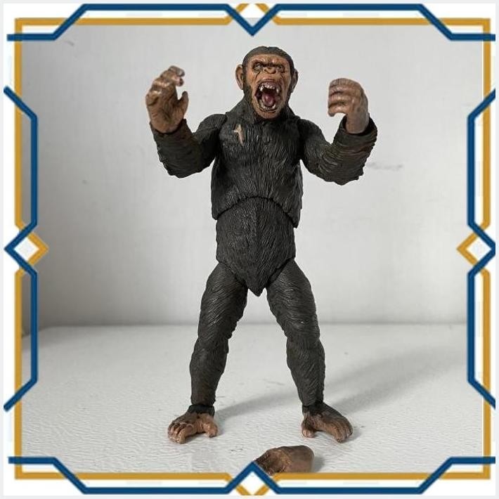 NECA DAWN OF THE PLANET OF THE APES CAESAR ACTION FIGURE