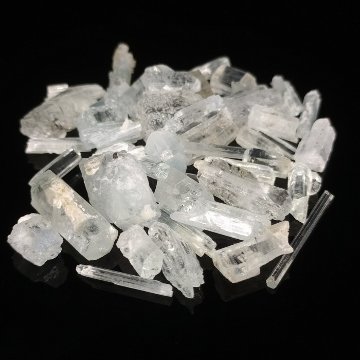:=:=:=:=] Natural Pakistan Aquamarine Rough Stone