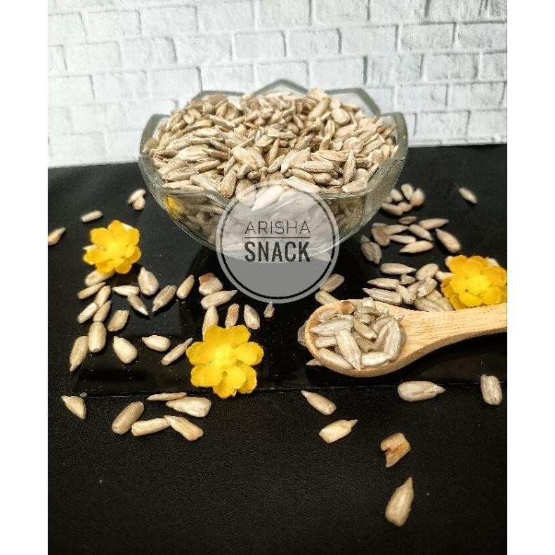 

BN Sunflower Seeds Roasted (Panggang) 1Kg TERLARIS