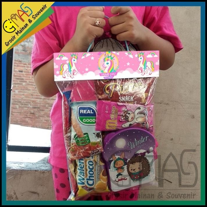 

BEST DEAL 10PCS LABEL KARAKTER UNICORN + PLASTIK SNACK ULTAH UK. 20X35 CM !!!