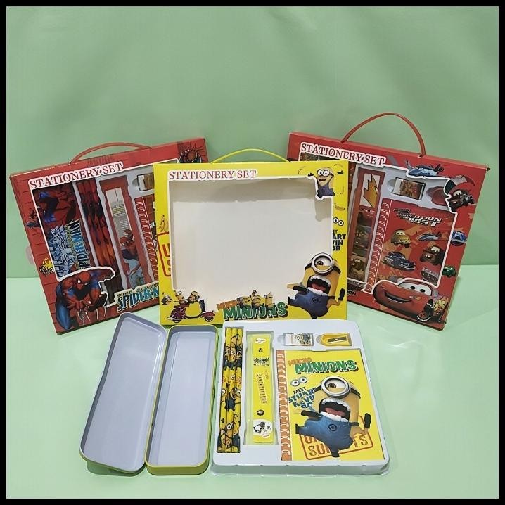 

GRATIS ONGKIR STASIONERY SET PAKET ALAT TULIS KARAKTER MINIONS KEMASAN TAS LAKI !