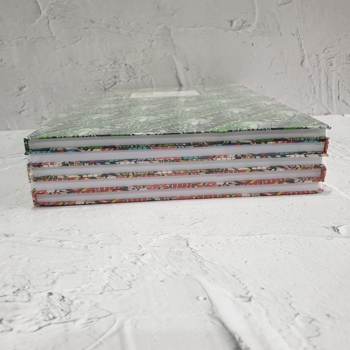 

Buku Folio Kuramas 100