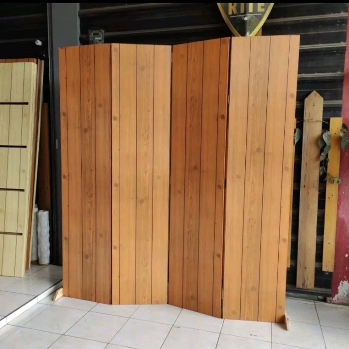 

Partisi Ruangan 4 Pintu Penyekat Ruangan Kokoh Berkualitas