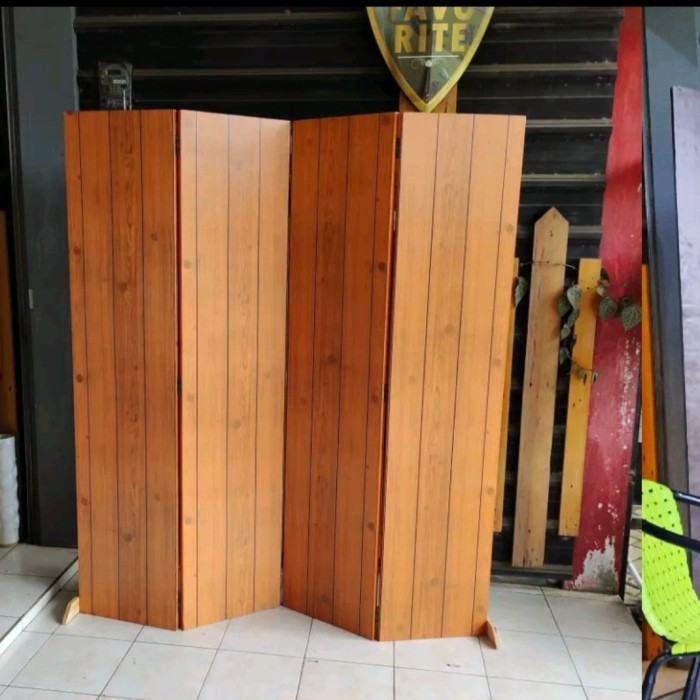

Partisi Ruangan 4 Pintu Penyekat