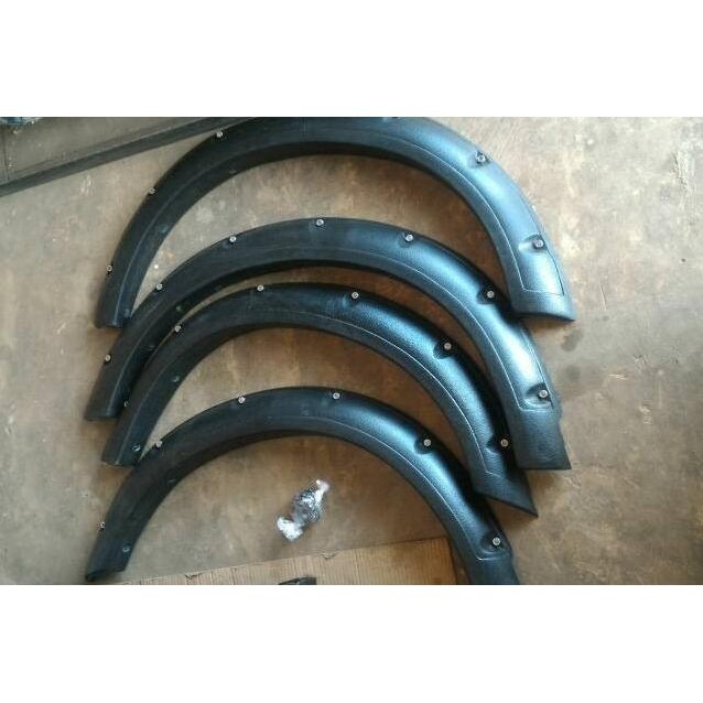 Over Fender Bulat Karet Jimny Katana