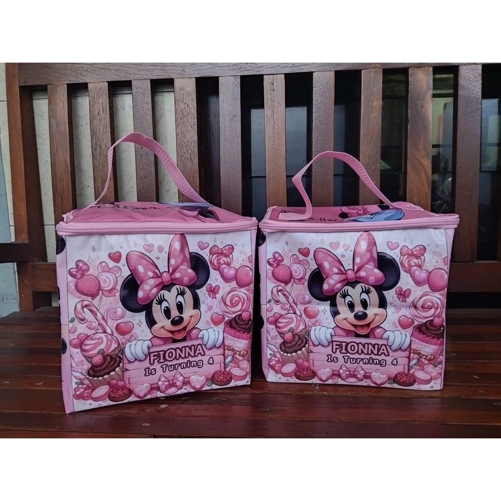 

TAS SOUVENIR ULANG TAHUN KUBUS FULLBANNER