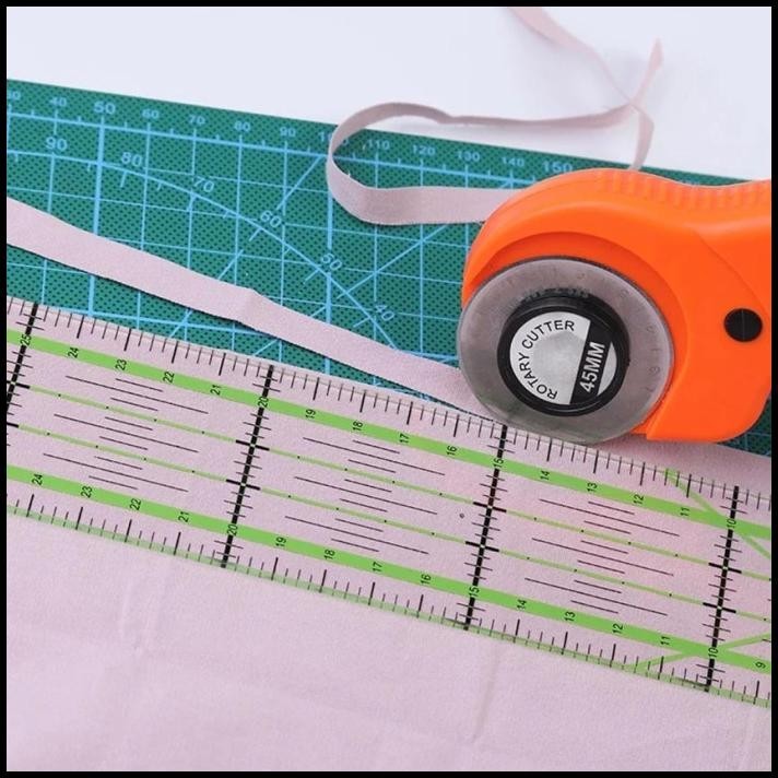 

DISKON QUILTING RULER 5X30CM - PENGGARIS JAHIT QUILTING !!!!!