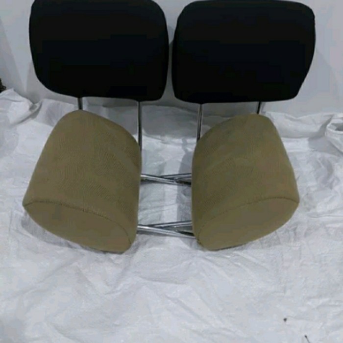 Neww headrest unt hyundai avega jok depan sandaran kepala hyundai avega.
