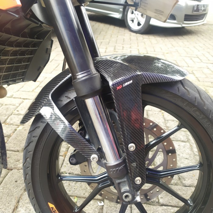 spakbor depan carbon KTM DUKE 200/250