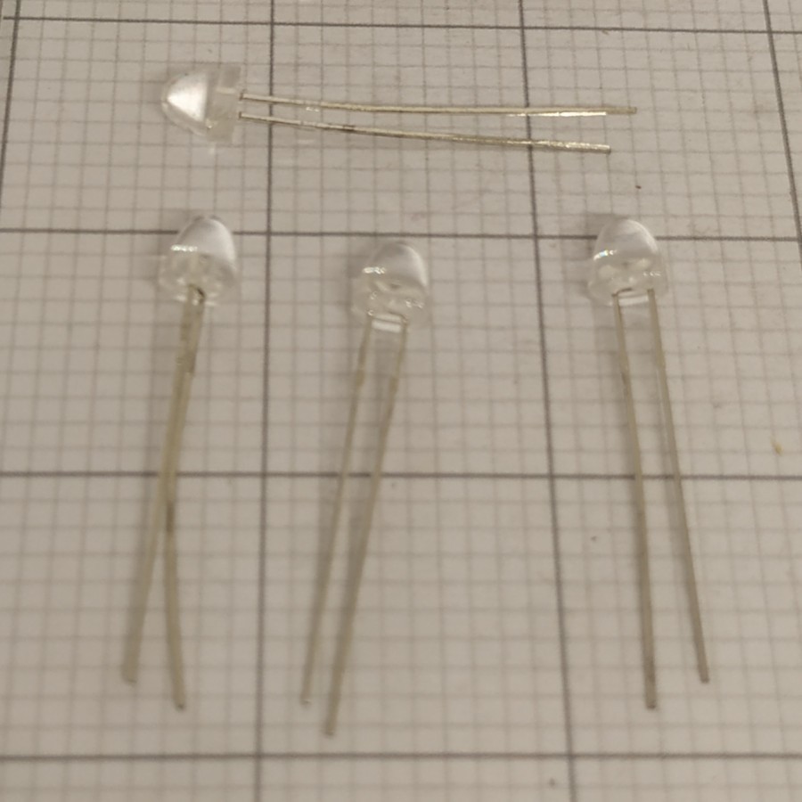 Led 4mm Putih Merah Topi / Led Straw Hat 4mm Putih merah