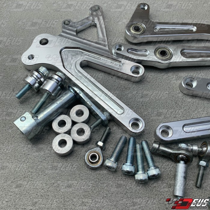 Step Underbone Ngrt Ninja R / Ss / Rr Tipe R6 Cnc Anodize / Footstep