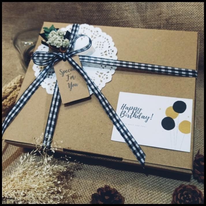 

GRATIS ONGKIR KOTAK KADO PITA KOTAK VINTAGE STYLE DAN MINI BUKET !!!!!!!
