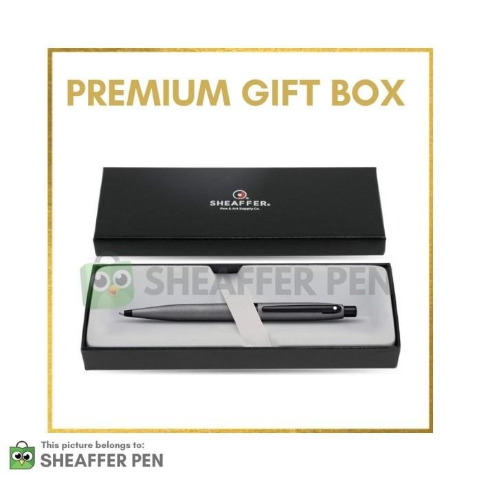 

Sheaffer 9422 FP VFM Chrome featuring Gold Plated Clip Fountain Pen Import